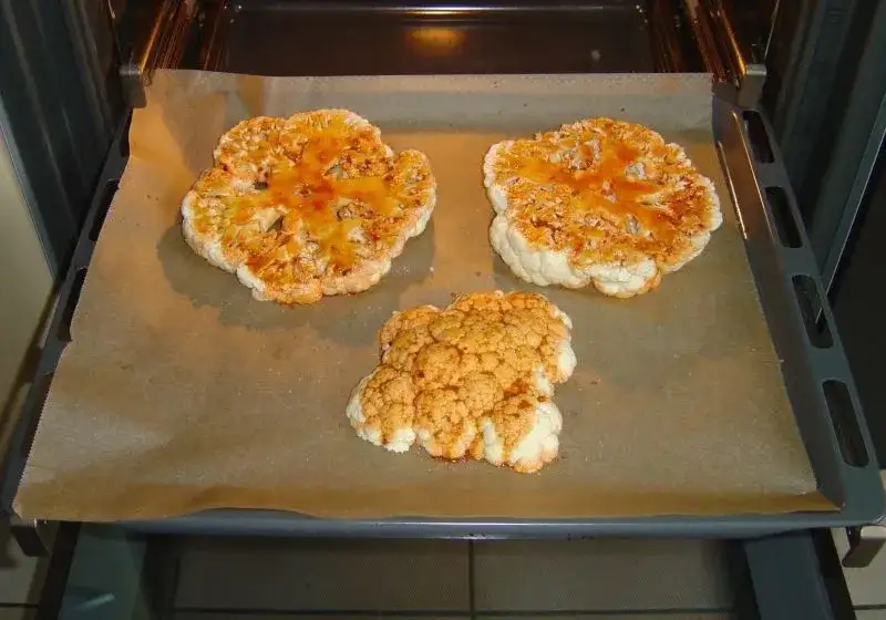 Kalafior w plastrach: Jak przygotować smaczne steki z kalafiora