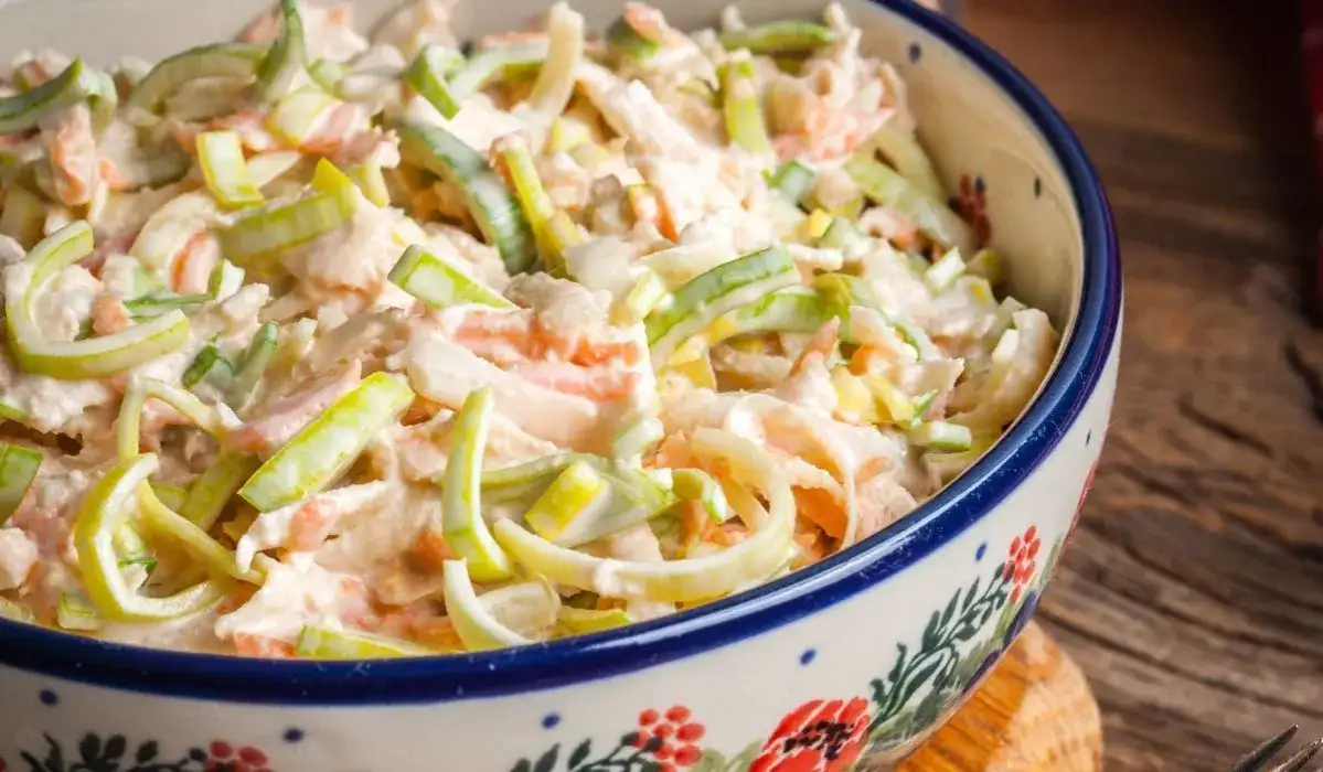 Jakie surówki pasują do pieczonego indyka? Oto najlepsze propozycje