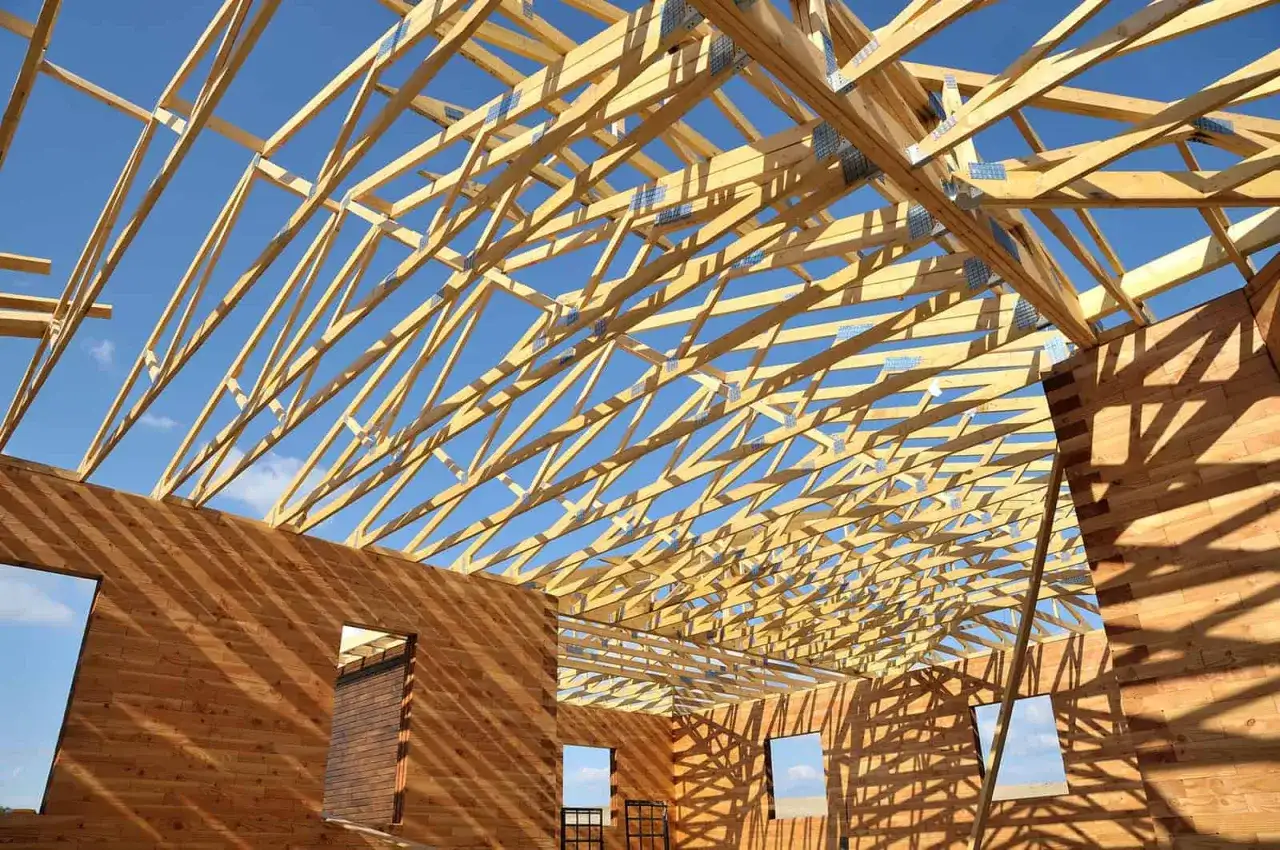 Dach wiazarowy - nowoczesna konstrukcja z zaletami, które zaskakują