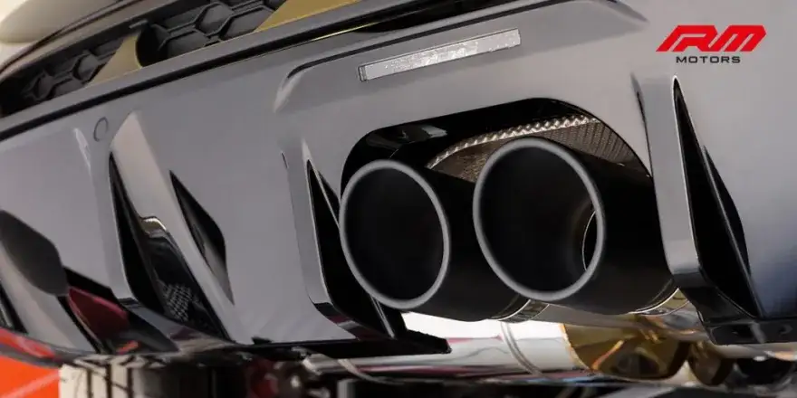 Czy końcówka wydechu zmienia dźwięk? Odkryj, co musisz wiedzieć