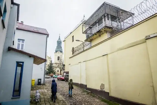 Wieś ze szkołą dla niewidomych: historia i znaczenie Lasków dla edukacji