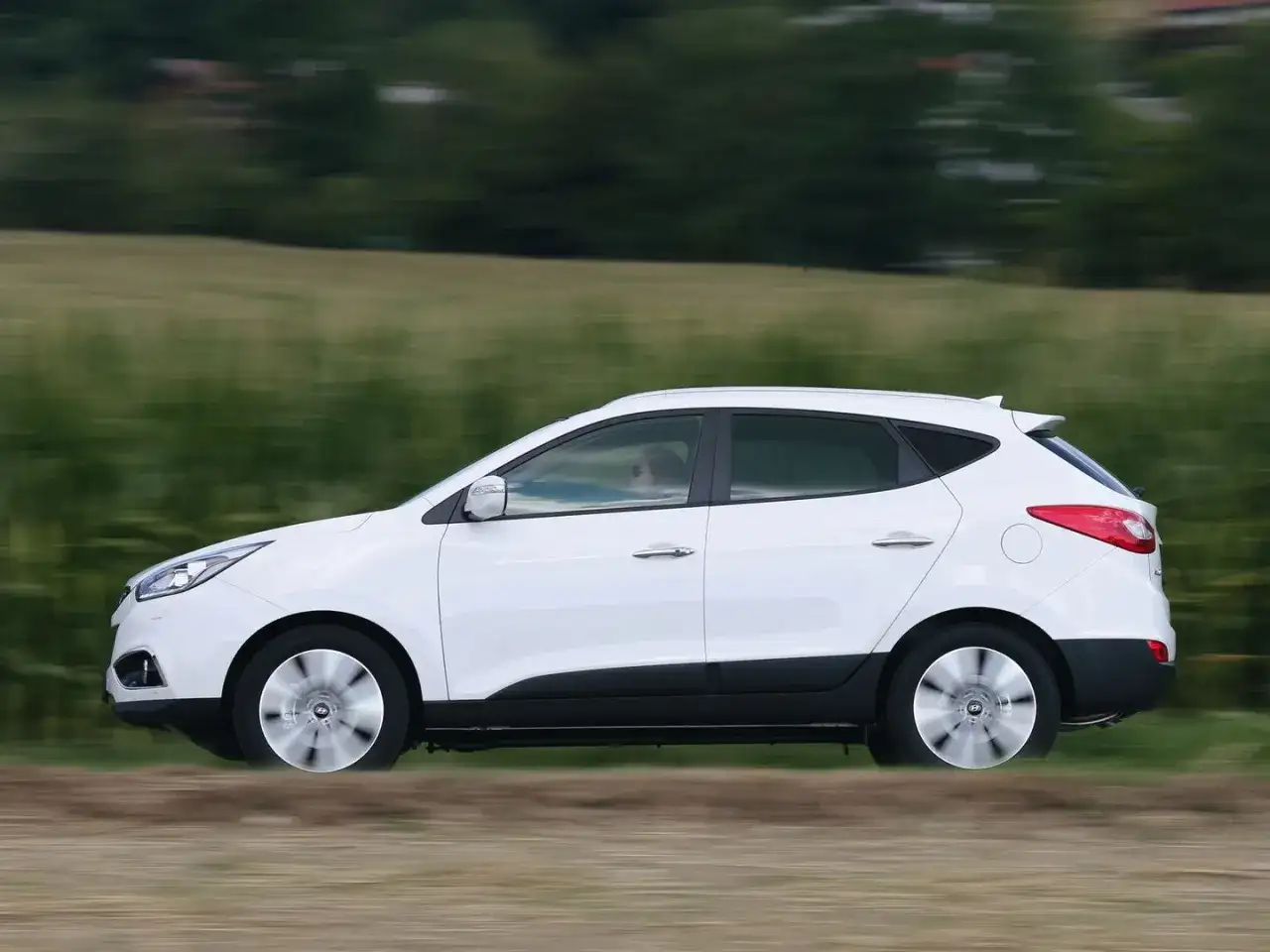 Jakie silniki ma Hyundai ix35? Odkryj moc i wydajność modeli