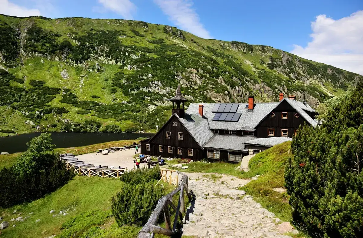 Przesieka atrakcje, które zaskoczą każdego turystę w Karkonoszach
