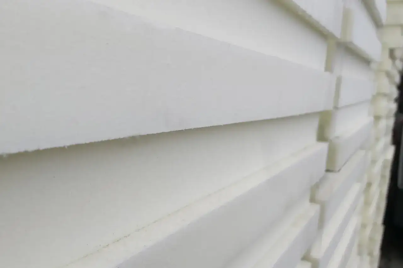 Najlepsze sposoby na klejenie styroduru do betonu bez problemów