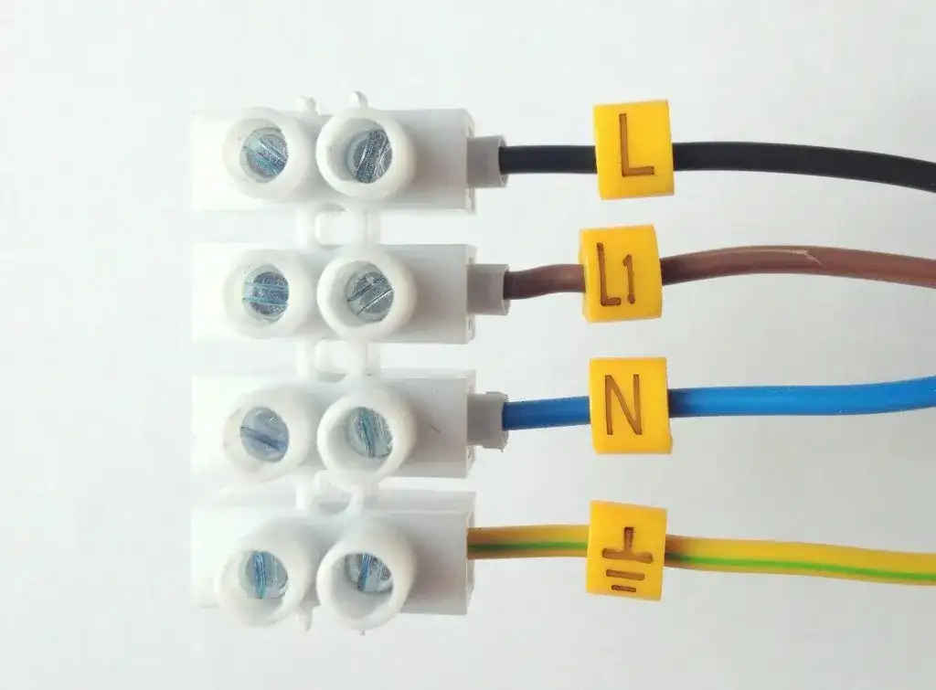 3 przewody z sufitu - jak bezpiecznie podłączyć żyrandol krok po kroku