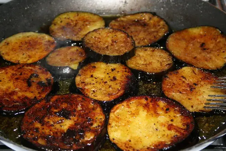 Recette aubergine grillée : savoureuse et facile à préparer à l'italienne