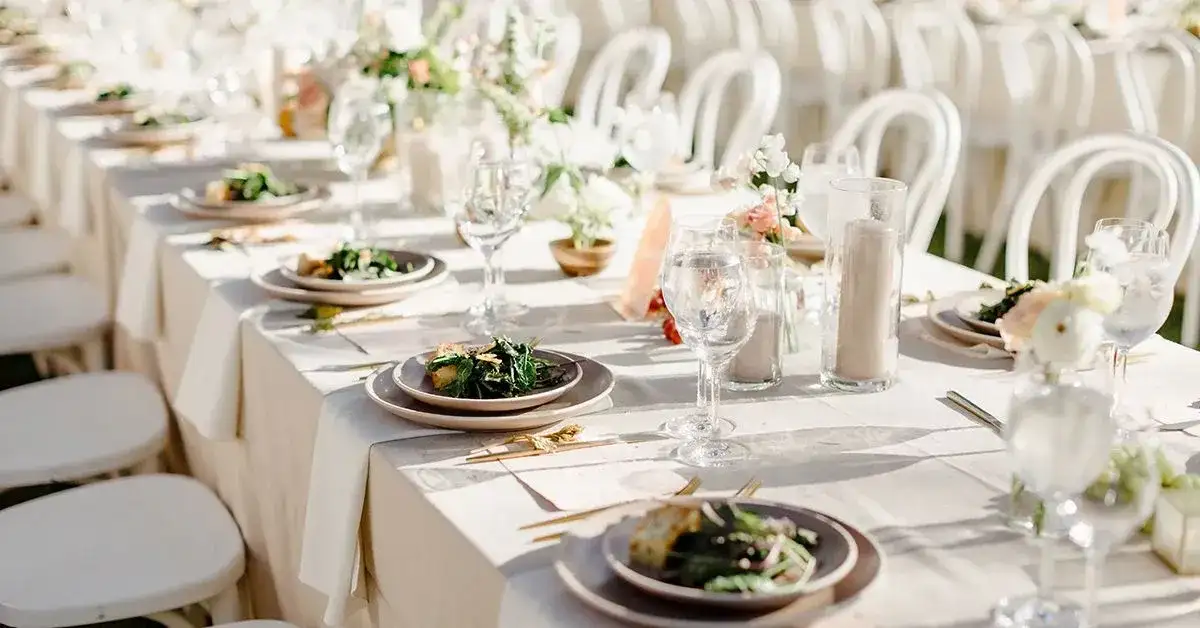 Gdzie zjeść w Ciechocinku? Odkryj najlepsze restauracje i smaki