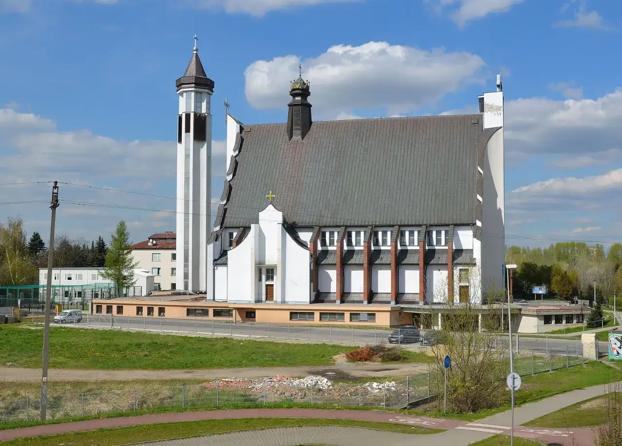 Sanktuarium Siekierki: historia, wydarzenia i duchowe znaczenie miejsca