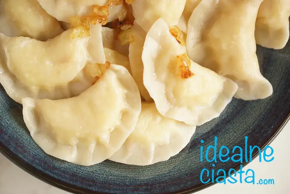 Idealne ciasta: przepisy na wypieki, które zachwycą każdego