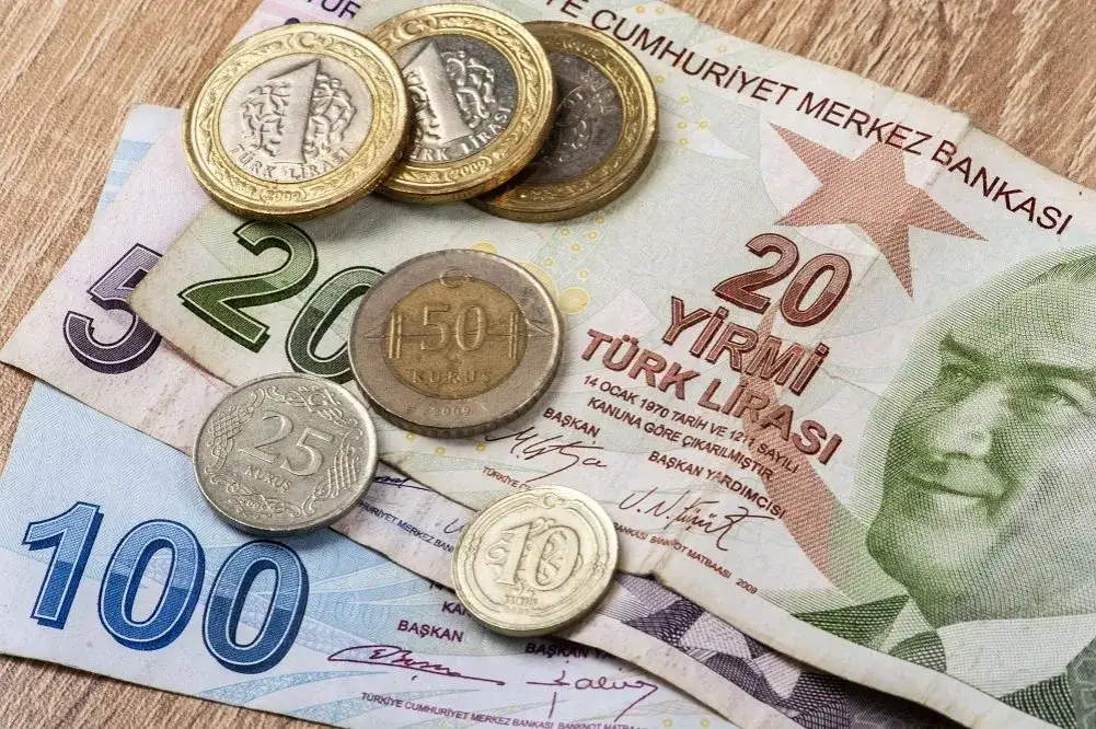 Jaka waluta obowiązuje w Turcji? Wszystko o lirze tureckiej i wymianie