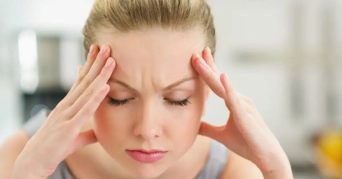 Szum w głowie co robić: skuteczne metody na ulgę i poprawę samopoczucia