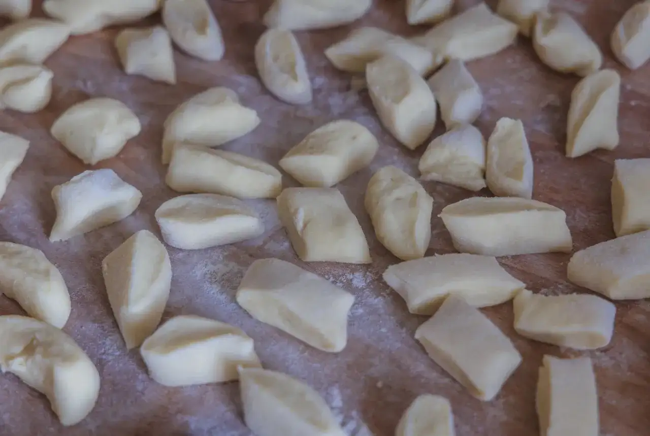 Czy kopytka można mrozić? Sprawdź, jak to zrobić bez straty smaku