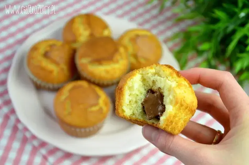 Jak zrobić pudełko na babeczki – łatwe kroki i kreatywne pomysły