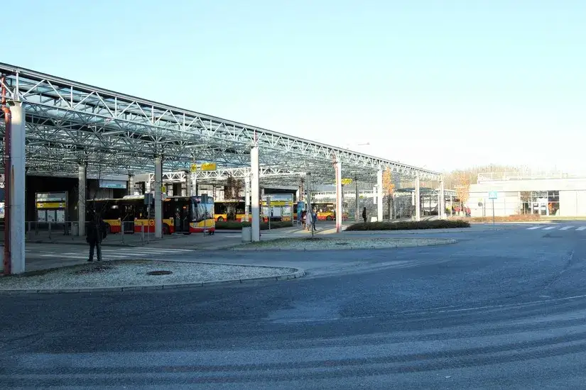 Przystanek autobusowy Metro Młociny