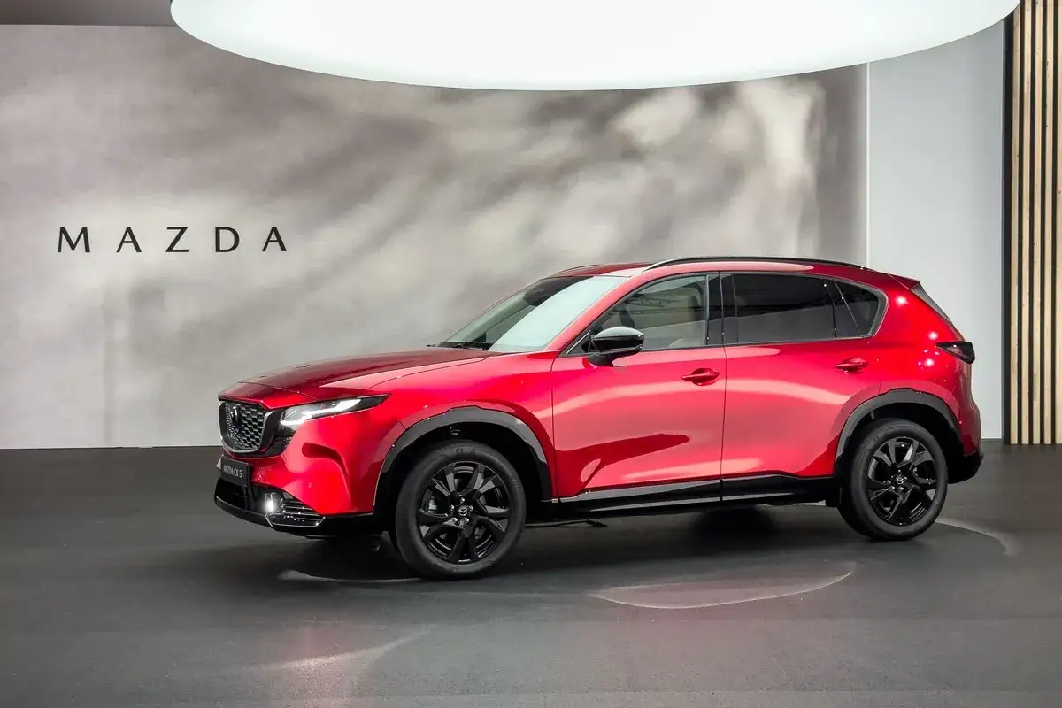 Mazda CX-5 FWD vs AWD zbiornik paliwa różnice