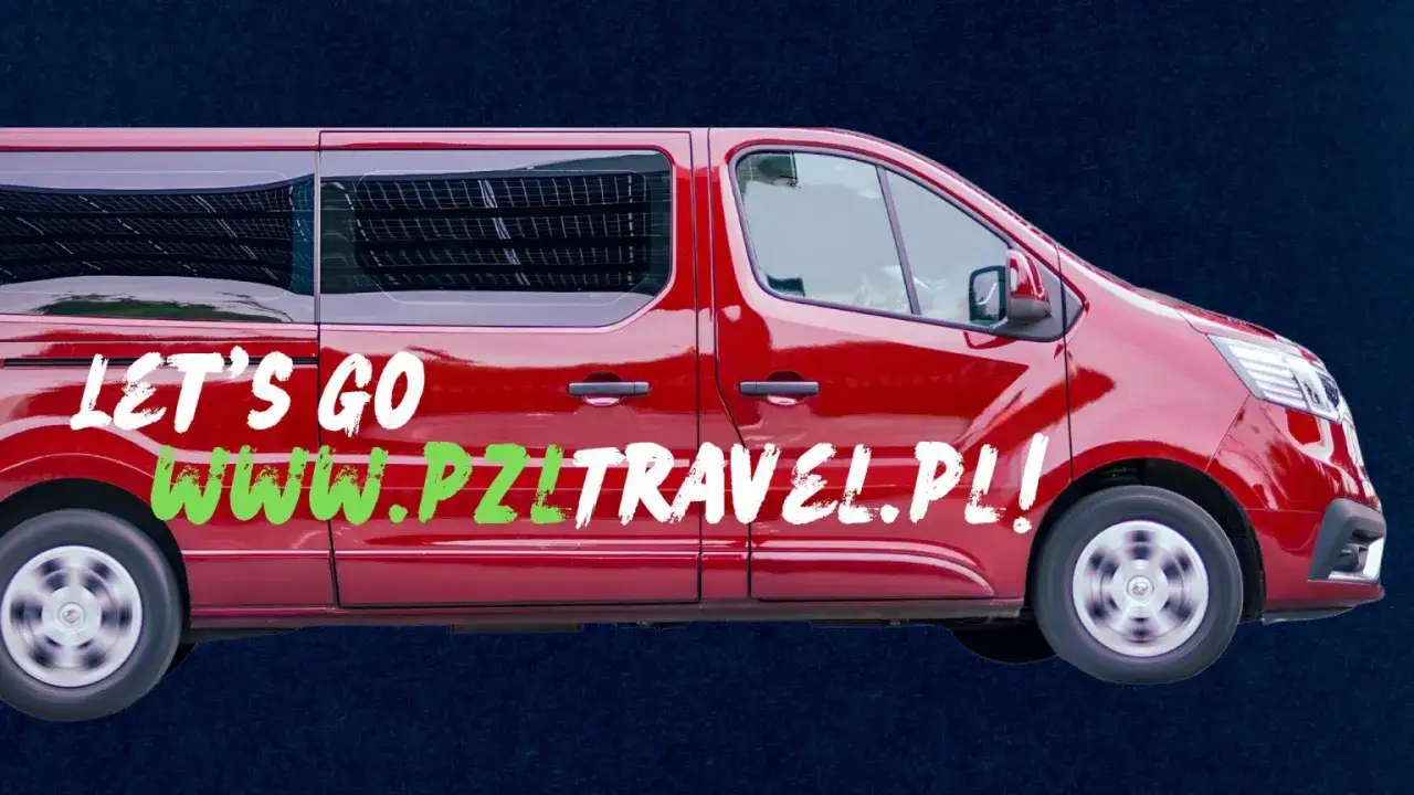 Czerwony bus do Szwajcarii, gotowy na podróż. Let's go! www.pzltravel.pl