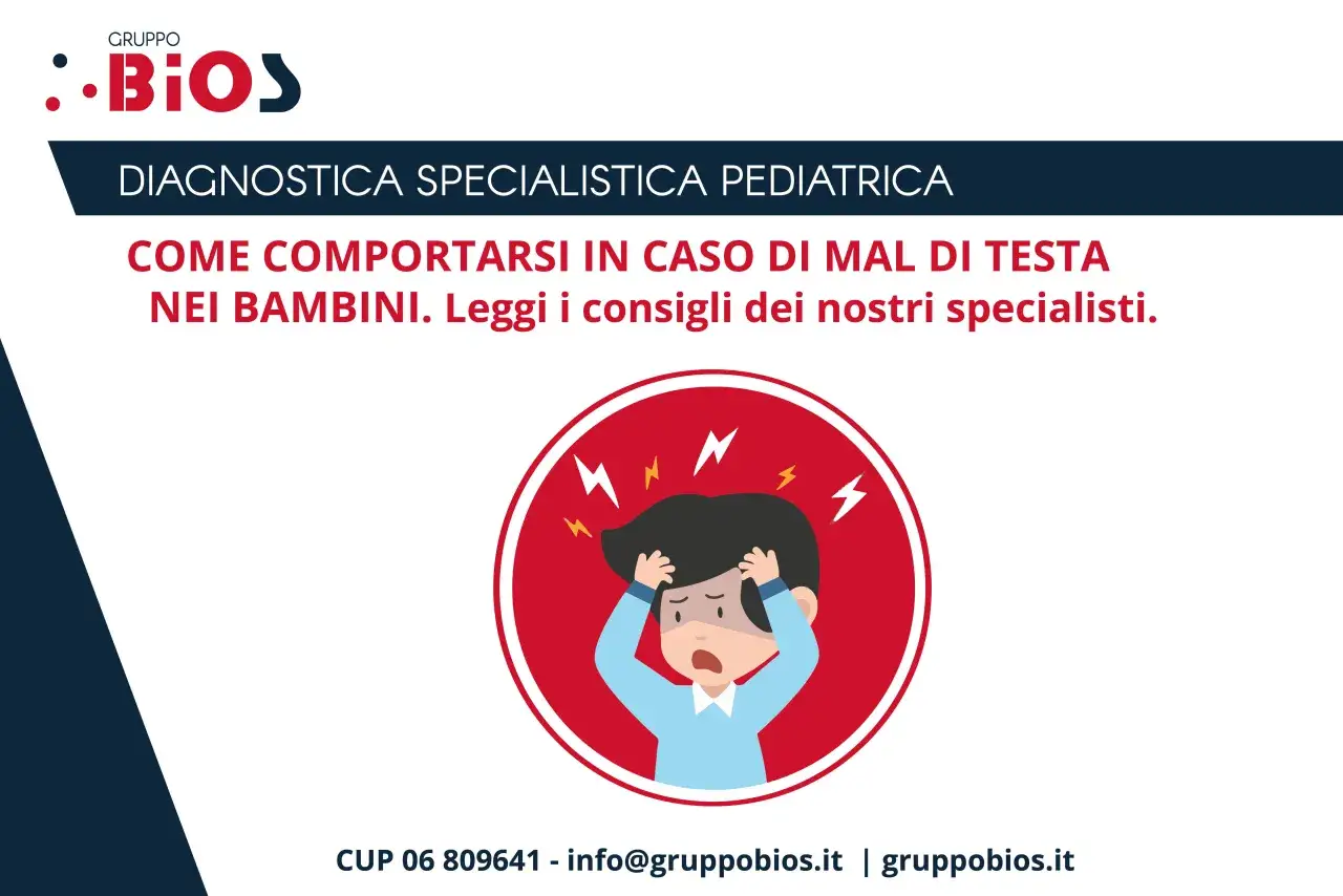 Bambino con mal di testa, mani sulle tempie, fulmini intorno alla testa. Titolo: