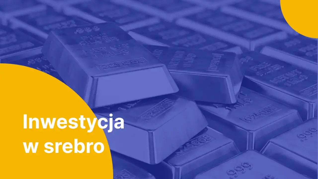 Stos sztabek czystego srebra, idealnych do inwestycji. Rozważ sprzedaż srebra jako sposób na pomnożenie kapitału.