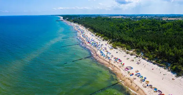 Najpiękniejsze plaże Bałtyku widoki z lotu ptaka