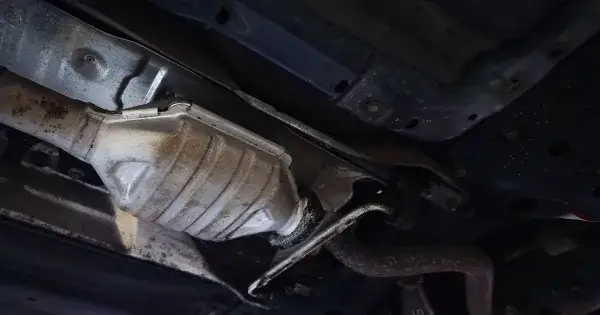 Lokalizacja filtra DPF w układzie wydechowym samochodu