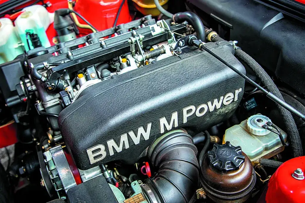 BMW M3 E30 silnik S14