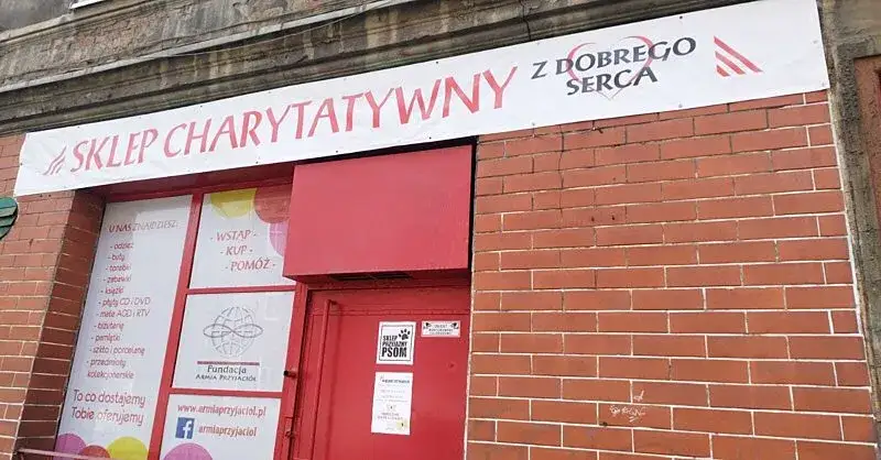Fundacja budynek różne zastosowania, biuro, magazyn, sklep charytatywny