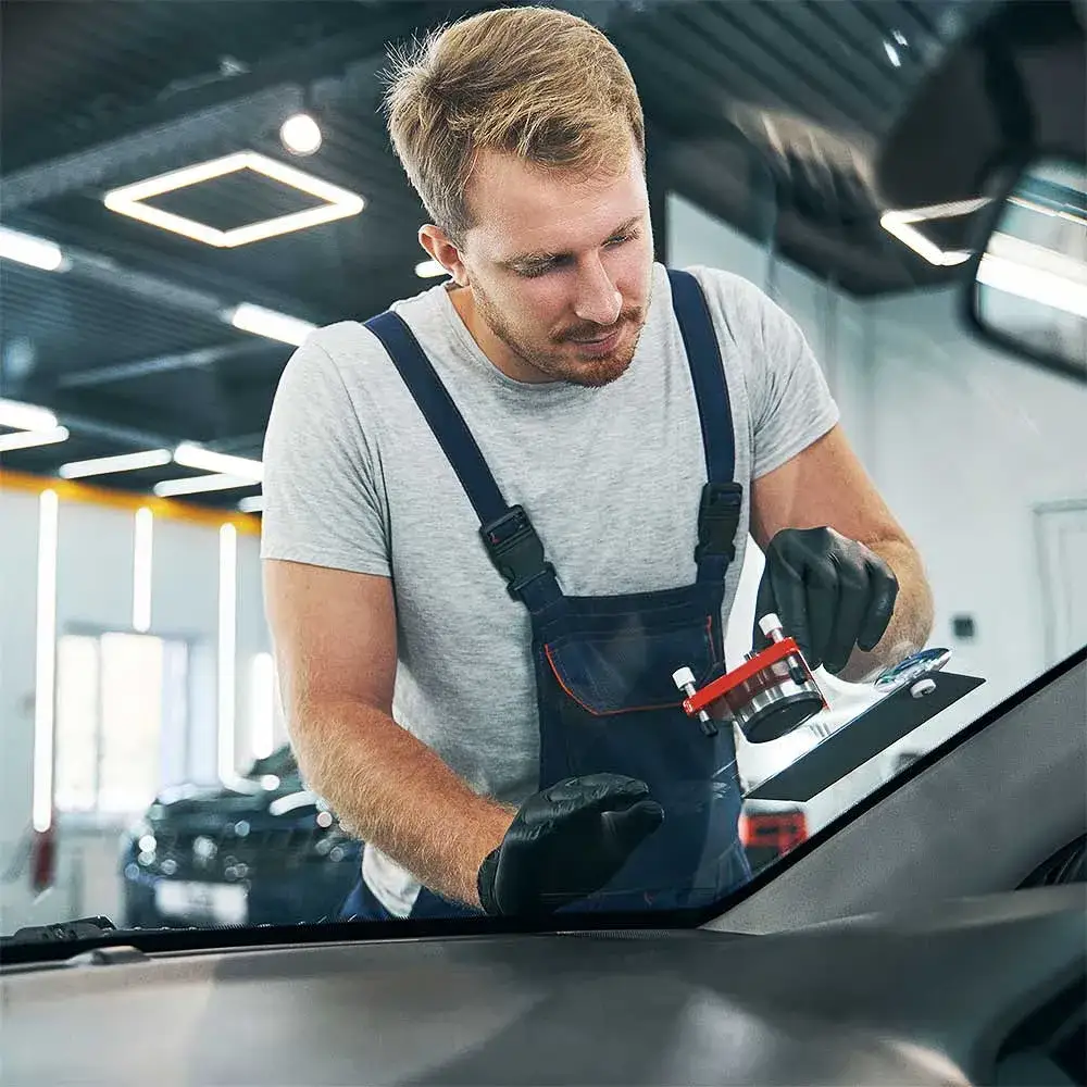 Zdjęcie Karosserie und Lackzentrum Zeesen: Professionelle Reparaturen für Ihr Auto