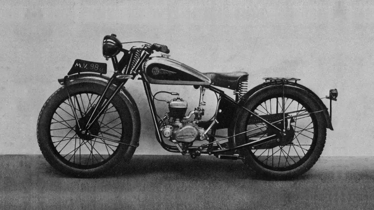Moto d'epoca MV 98cc, un pezzo di storia della MV Agusta propriet&agrave;.