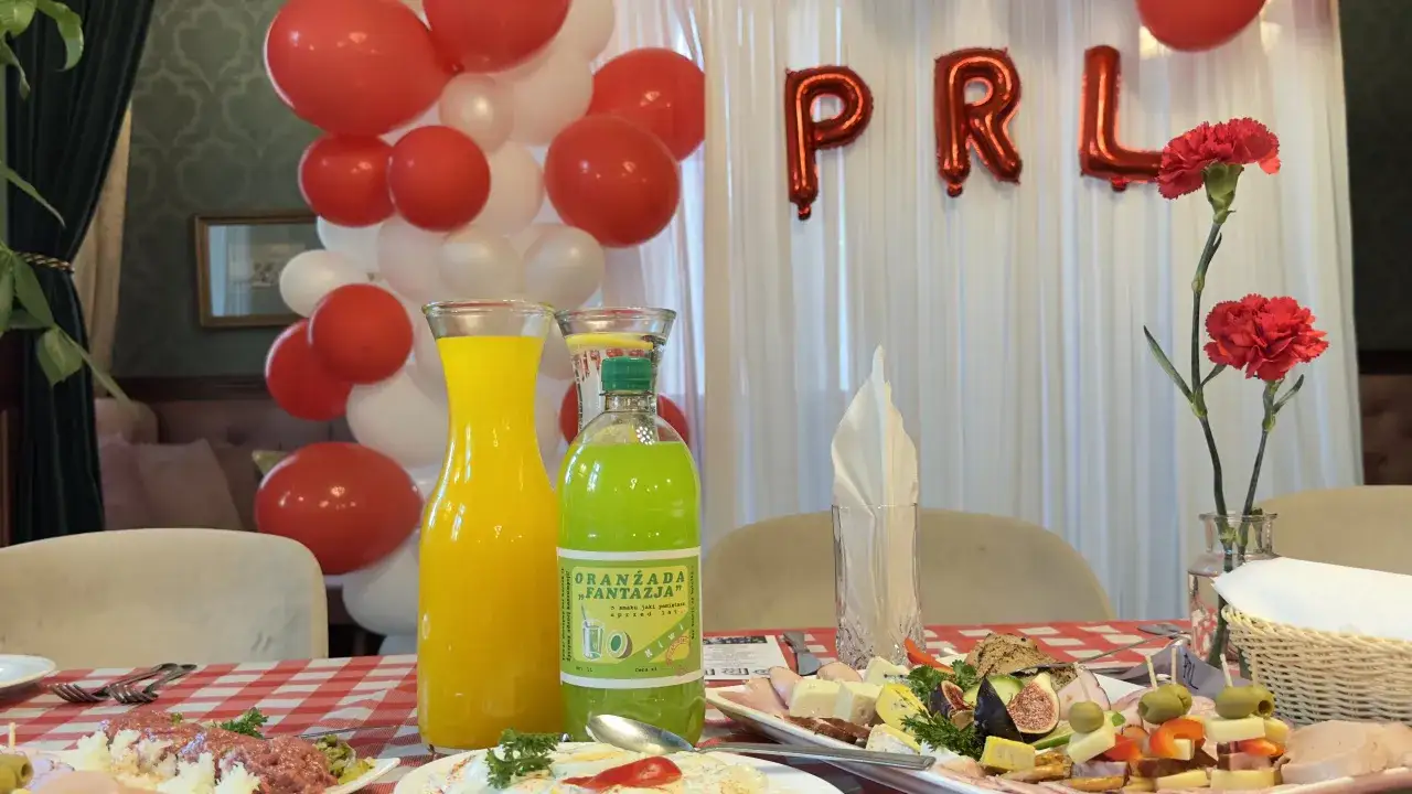 zabawy na imprezę PRL