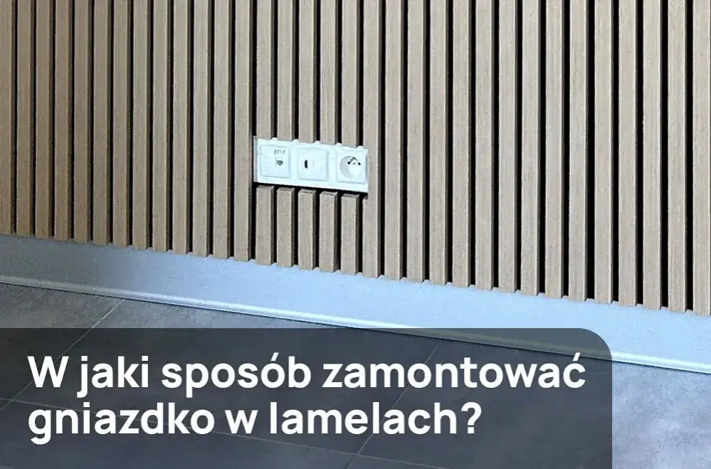 lamele wokół gniazdka