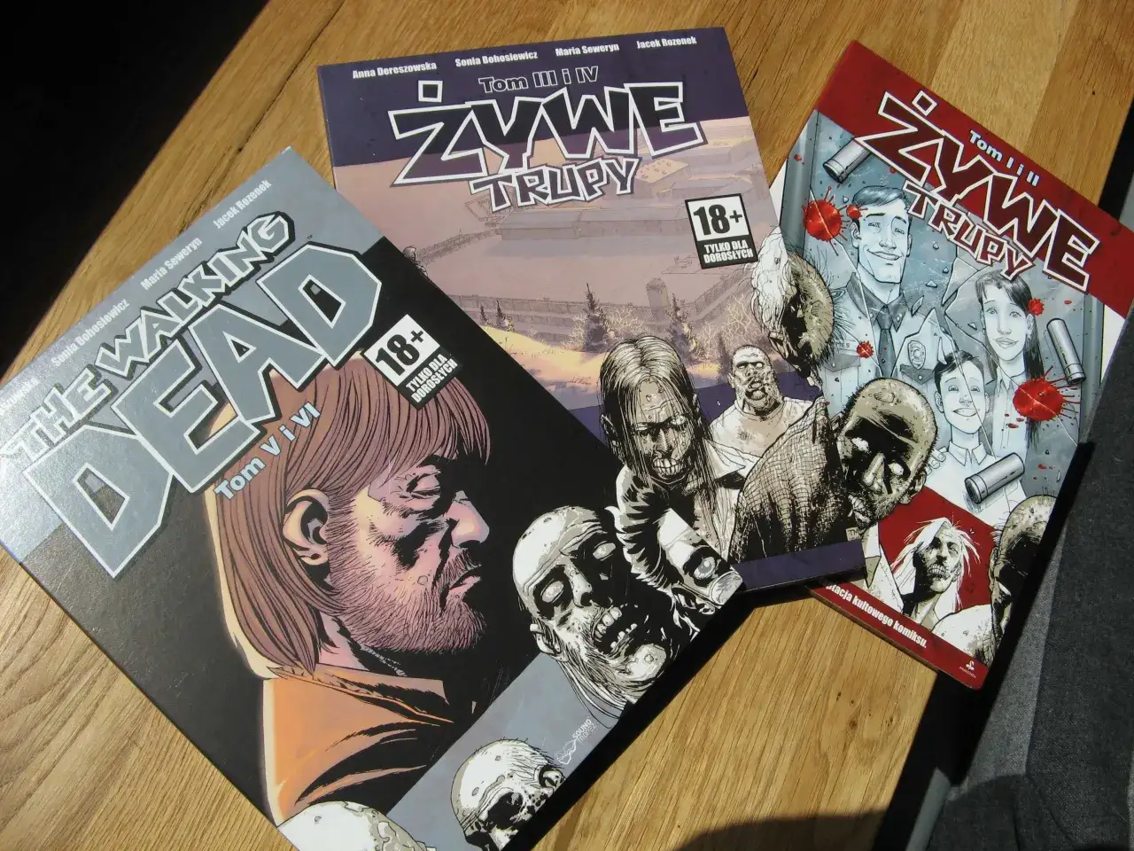 The Walking Dead komiksy formaty porównanie