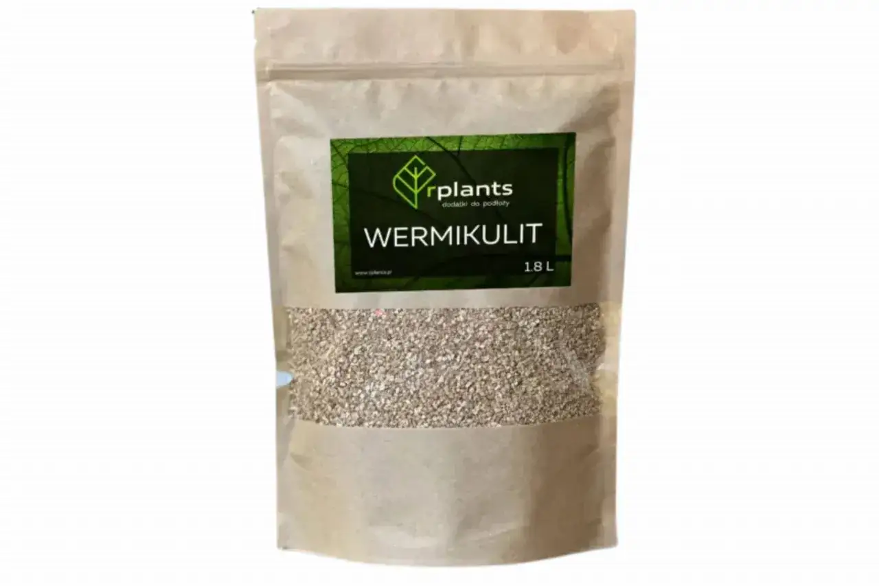 Opakowanie z wermikulitem ogrodniczym rplants. Produkt poprawia strukturę gleby i napowietrzenie.