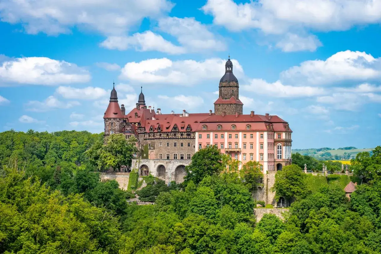 Zamki i pałace w Polsce Malbork Książ Moszna