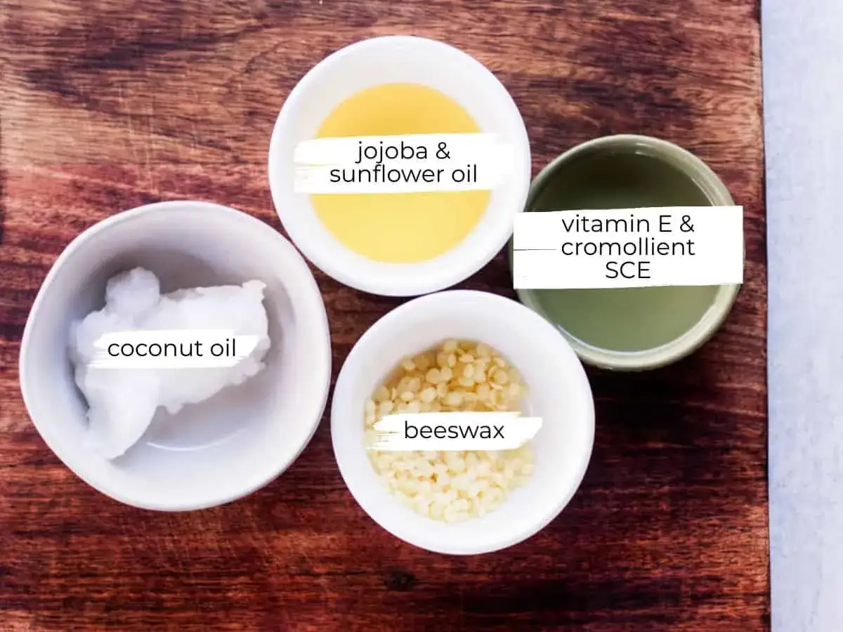 Zutaten f&uuml;r pomade selber machen: Kokos&ouml;l, Bienenwachs, Jojoba- & Sonnenblumen&ouml;l, Vitamin E & Cromollient SCE.