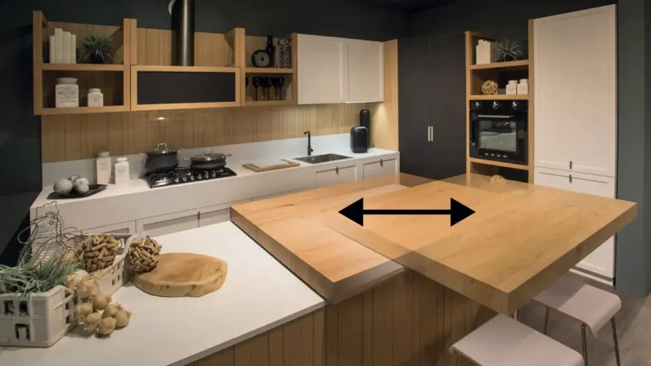 Cucina moderna con penisola estraibile, perfetta per ottimizzare gli spazi. Ottime idee cucina piccola.