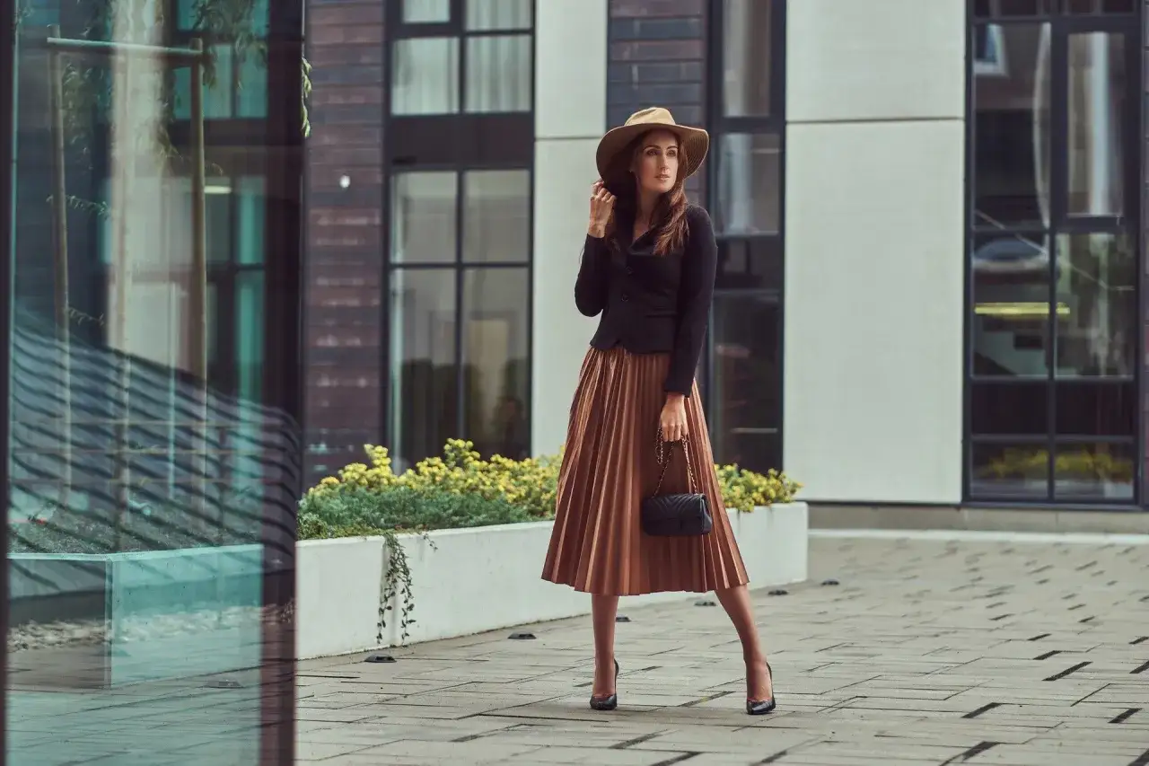 Zdjęcie Outfit na studia: 5 stylowych i wygodnych propozycji na każdą porę roku