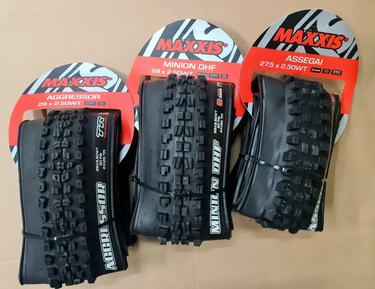 Zdjęcie Jaką oponę do enduro wybrać, aby uniknąć złych wyborów?