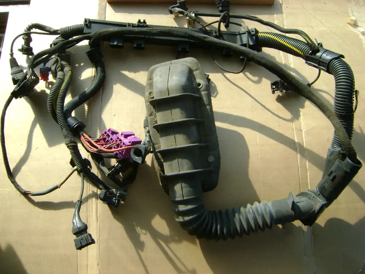 Zdjęcie Wiązka elektryczna silnika Vectra B 1.8 16V – uniknij kosztownych napraw