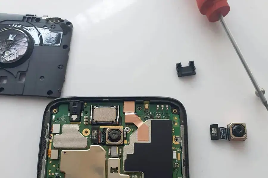 Zdjęcie Koszt wymiany aparatu w Samsungu: Ceny, modele i porady