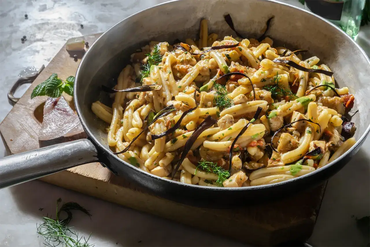 pasta pesce spada melanzane menta