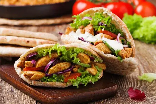 rodzaje pieczywa do kebaba tortilla pita bułka