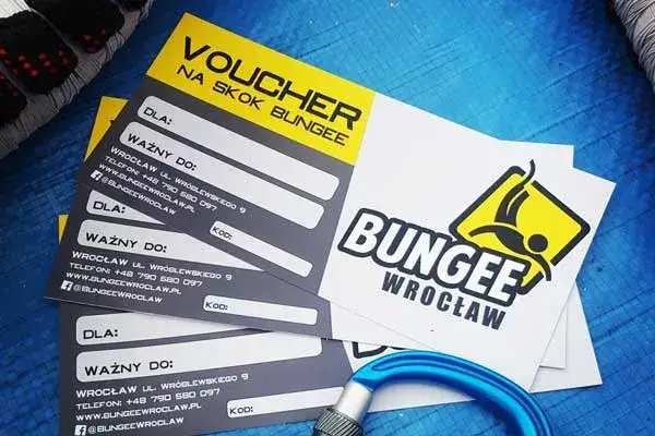 voucher na prezent skok na bungee lub jazda sportowym autem