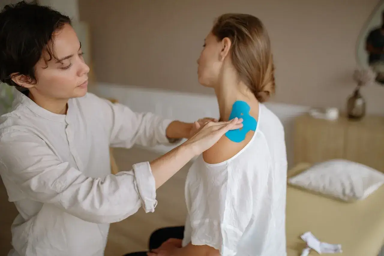 pacjent na zabiegach fizjoterapeutycznych