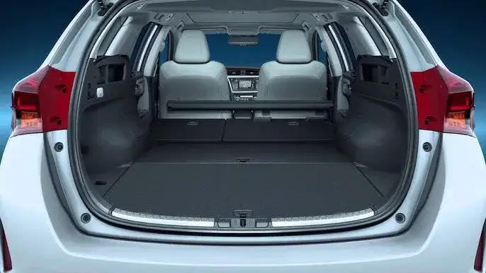 Toyota Auris Touring Sports boot space