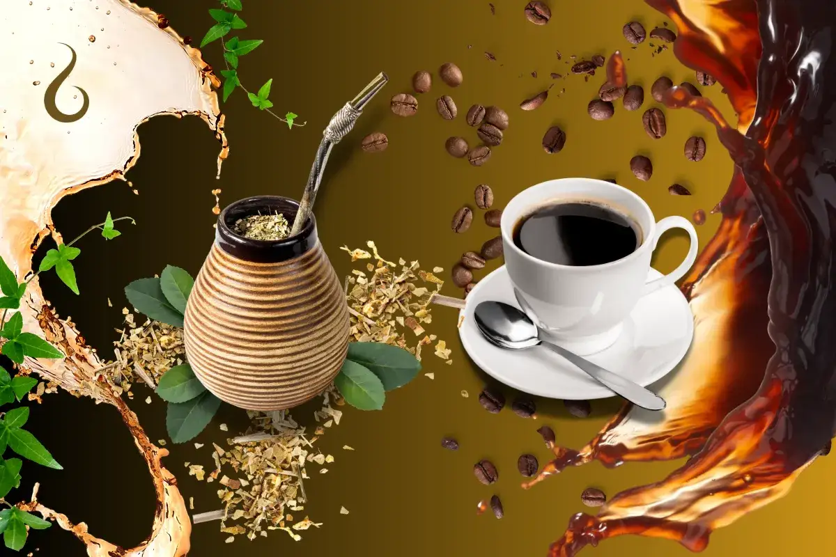Naczynie z yerba mate i filiżanka kawy, otoczone ziarnami kawy i liśćmi. Obrazek pokazuje, jak działa yerba mate, jako alternatywa dla kawy.