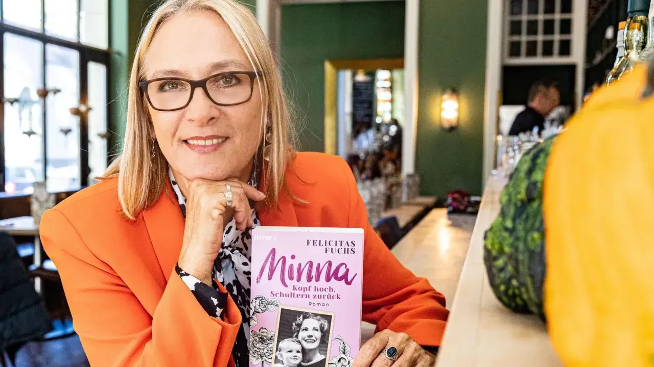 Felicitas Fuchs pr&auml;sentiert ihr Buch 