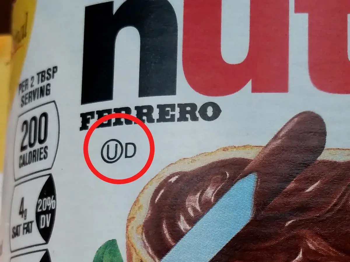 Czekoladowy krem Ferrero z symbolem 