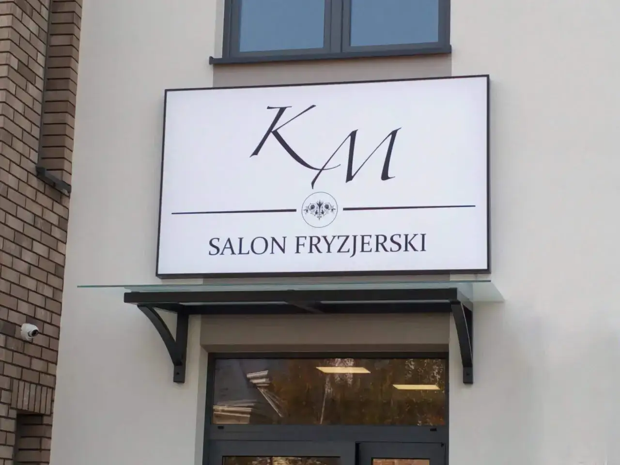 Elegancki szyld 