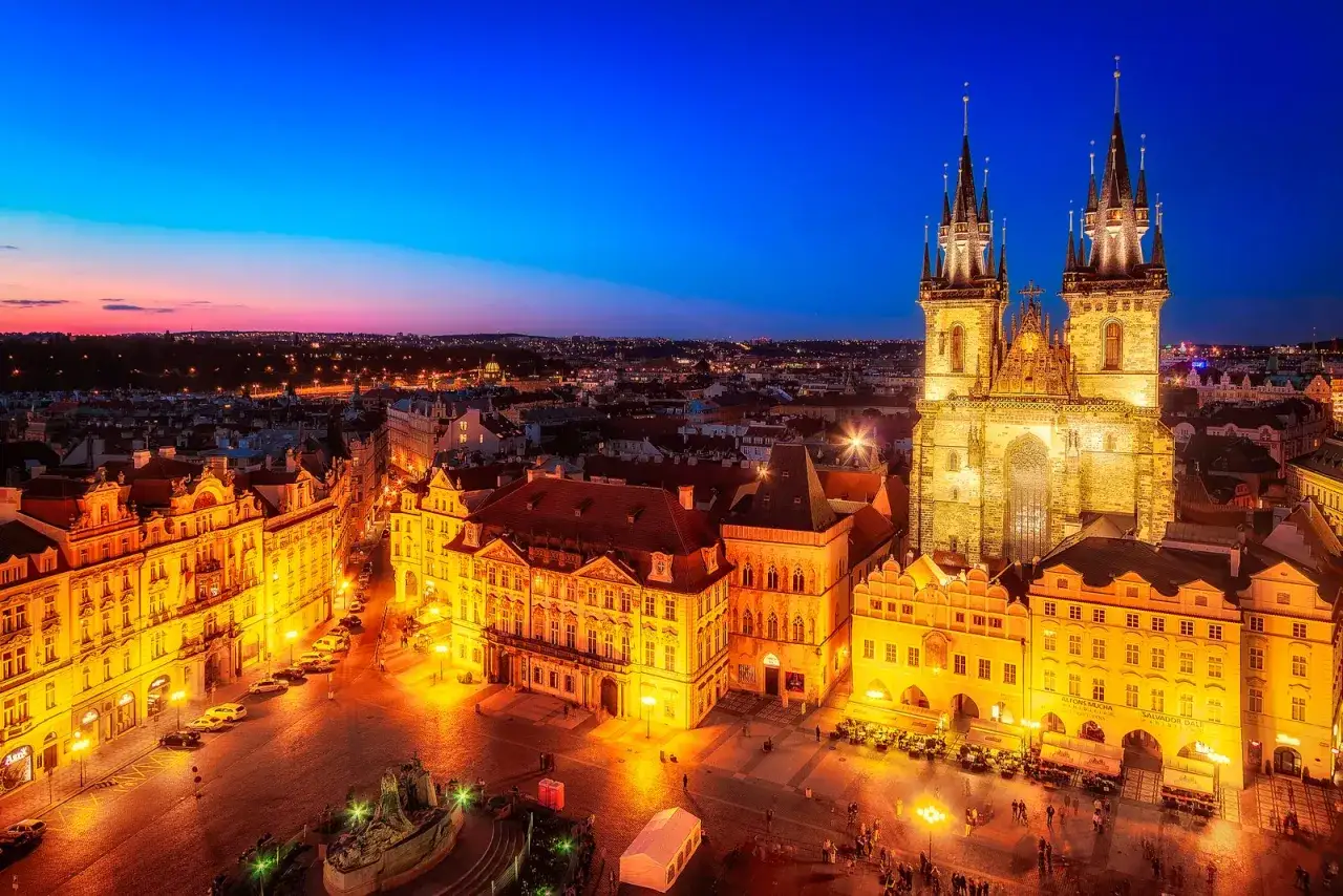 Rynek Staromiejski Praga nocą