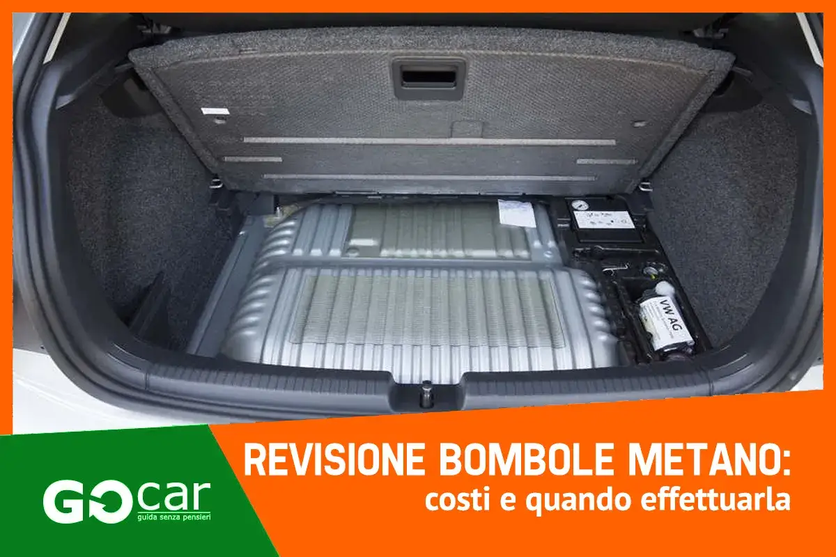 Bagagliaio auto con bombole metano. Scopri la revisione bombole metano ogni quanto va fatta.